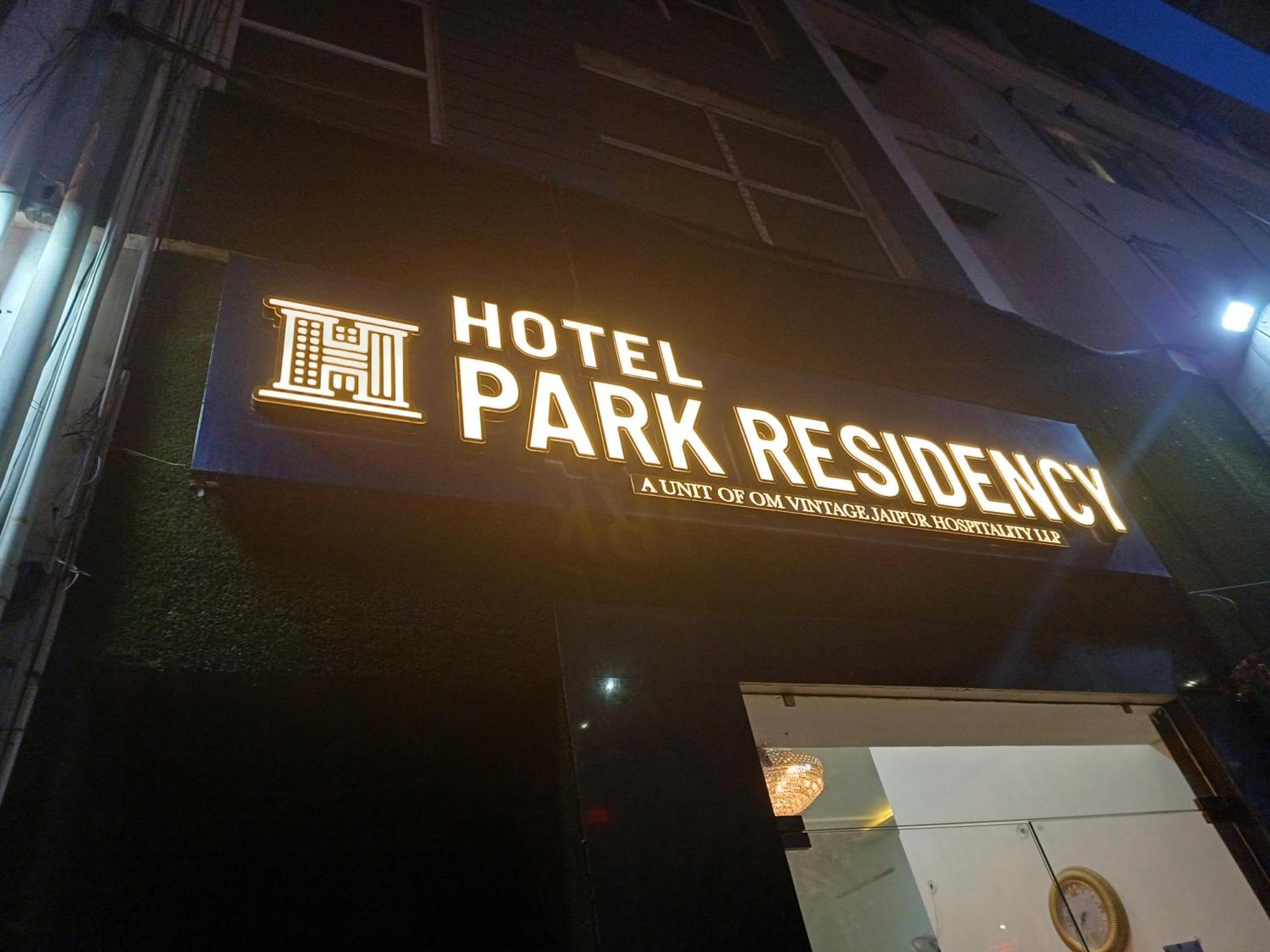 Hotel Park Residency Jaipur Bagian luar foto