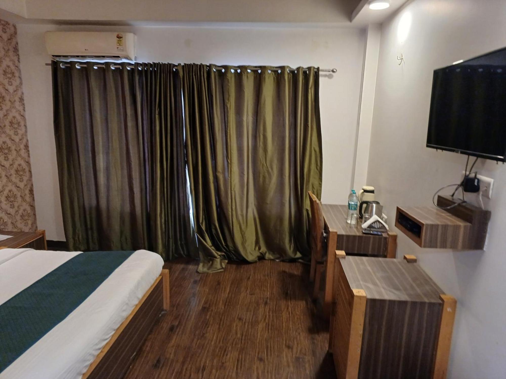 Hotel Park Residency Jaipur Bagian luar foto